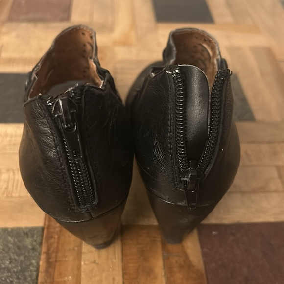 MIZ MOOZ Sharon Women's Shoes - Picture 2 of 5